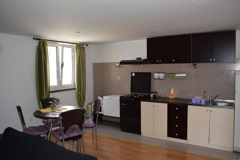 Apartment Klara Šibenik Rum bild
